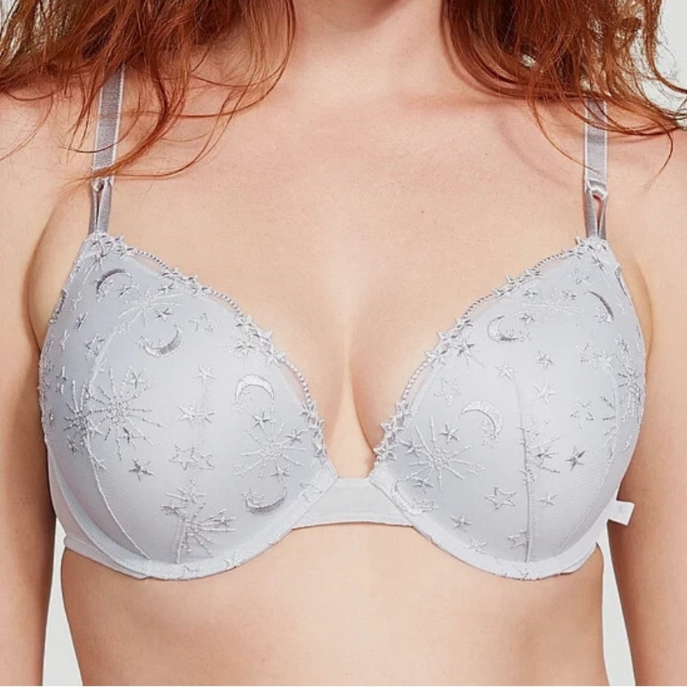 NWOT 34DD Light Blue/Gray Moon and Stars Embroidered Push Up Bra